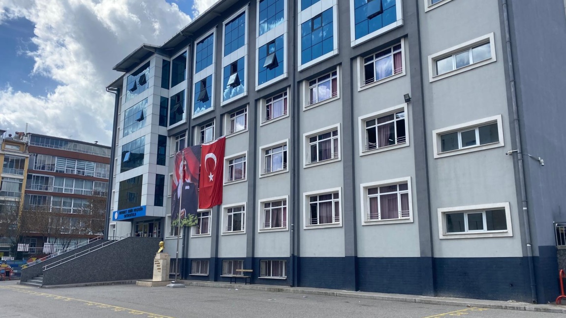 Mehmet Emin Hoşgör Ortaokulu Fotoğrafı
